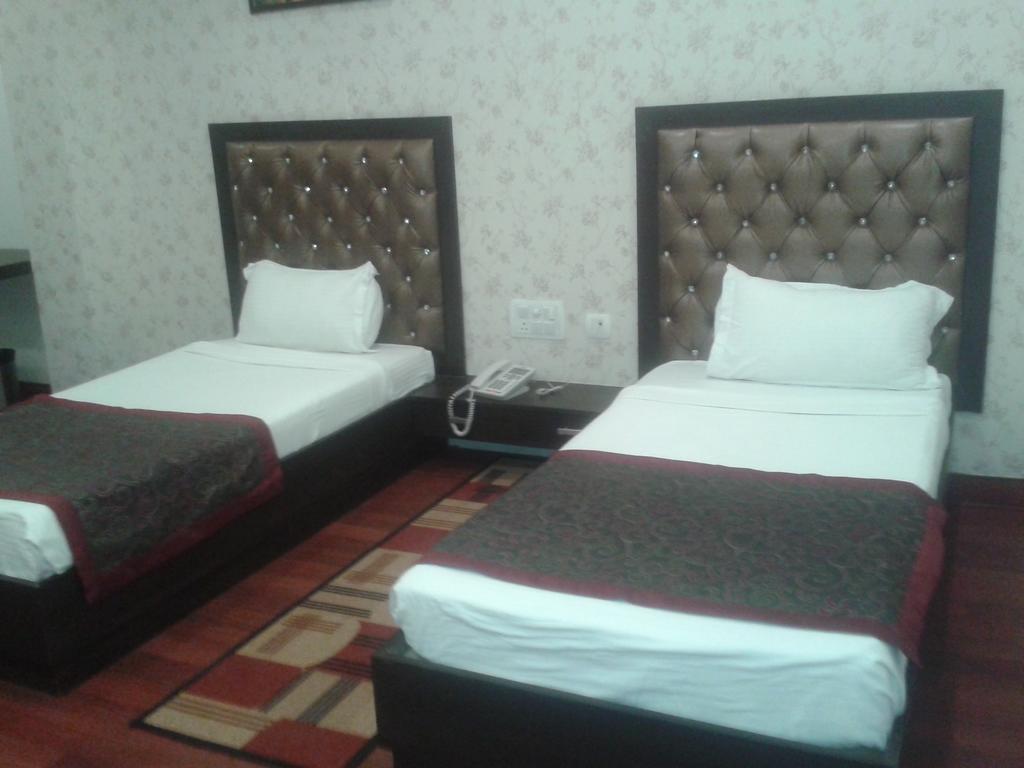 Hotel Krishna International Vrindāvan Δωμάτιο φωτογραφία