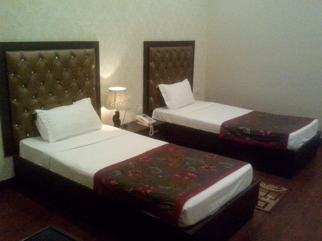Hotel Krishna International Vrindāvan Δωμάτιο φωτογραφία