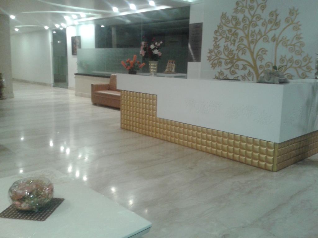 Hotel Krishna International Vrindāvan Εξωτερικό φωτογραφία