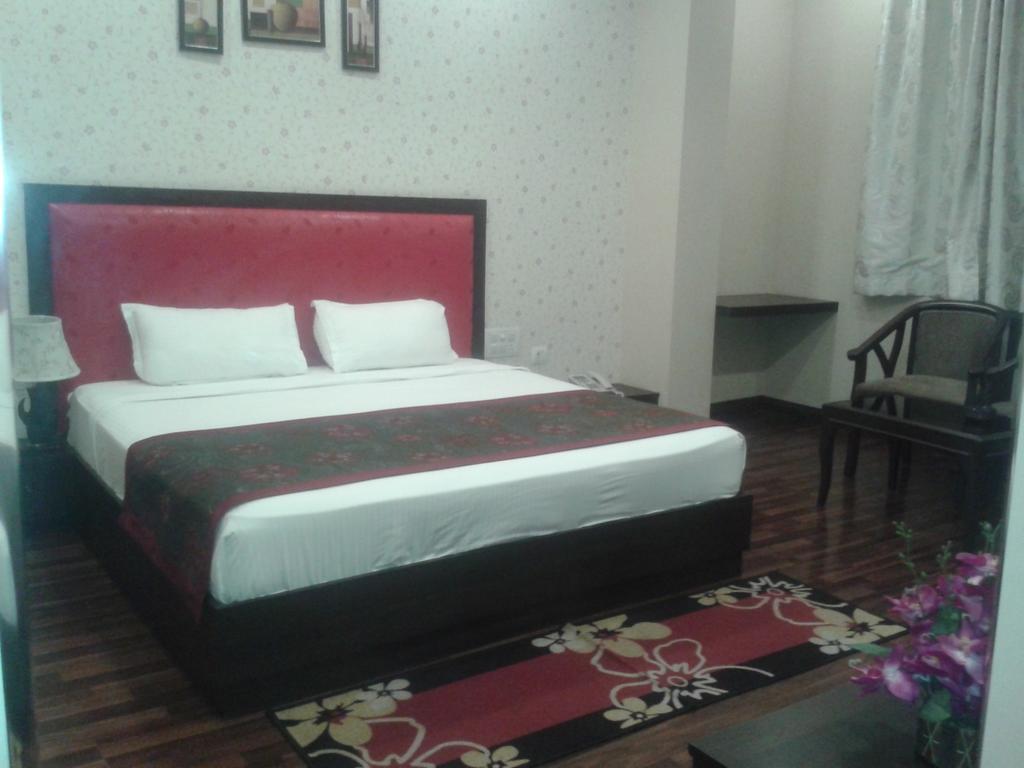 Hotel Krishna International Vrindāvan Εξωτερικό φωτογραφία