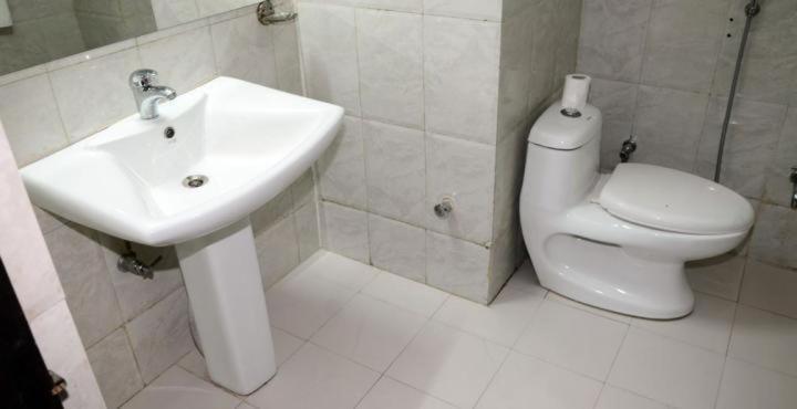 Hotel Krishna International Vrindāvan Εξωτερικό φωτογραφία